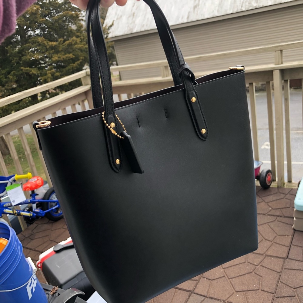 Coach central shopper tote